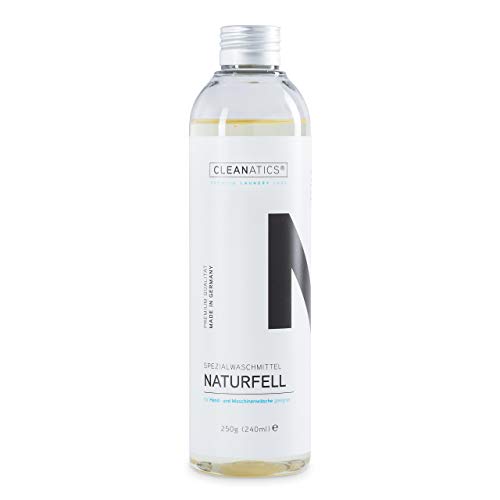 CLEANATICS Lammfell Waschmittel Konzentrat mit rückfettendem Lanolin für Naturfell, Schaffell & Baby-Produkte wie Lammfelldecke, Schaffellteppich, Schaffellmantel & Kinderwagen-Fußsack (250 g)