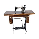 【Accessori per la casa delle bambole】: macchina da cucire in miniatura vintage in 1/12, è una bella aggiunta alla decorazione della casa delle bambole e al supporto fotografico, aggiungendo una sensazione realistica, utilizzata per la decorazione e la collezione