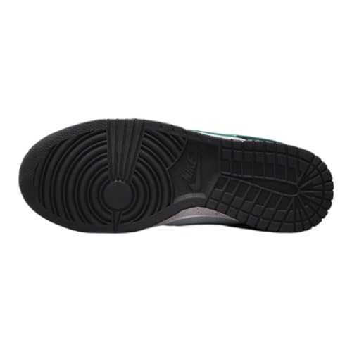Image of Nike Men's Dunk Low Sneakers