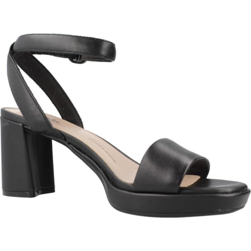 Image of Clarks Women's Ambyrlyn Bay