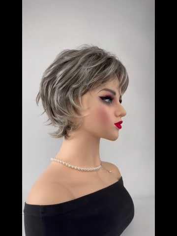 Image of Layered Short Blonde Pixie Wigs for White Women Dark Brown Ombre Blonde Pixie Cut Wig with Bangs for Daily Party Wig