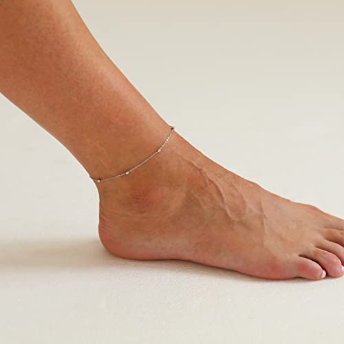 Image of NONAMOIS Ankle Bracelets for Women Dainty 18K Gold Plated Anklet Waterproof Round Beaded Paperclip Herringbone Pearl Chain Anklets Waterproof Beach Foot Jewelry