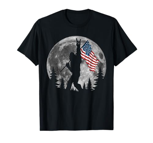 Bigfoot American Flag Sasquatch Patriotic 4th of July T-Shirt