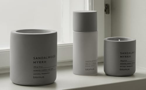 Bougie parfumée Tarmac S Blomus idée cadeau déco design pour crémaillère et fêtes