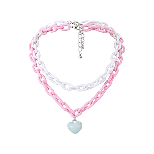 Gros colliers superposés en argent pour sublimer vos tenues de mi-saison et soirées