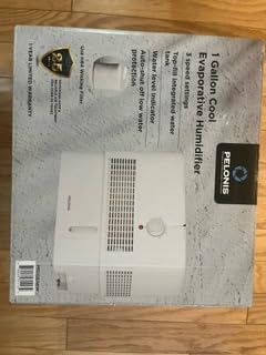 Pelonis 1 Gallon Evaporative Humidifier with Essential Oil Diffuser, White, Top-Fill Tank, Automatic Shut-Off, Quiet Operation