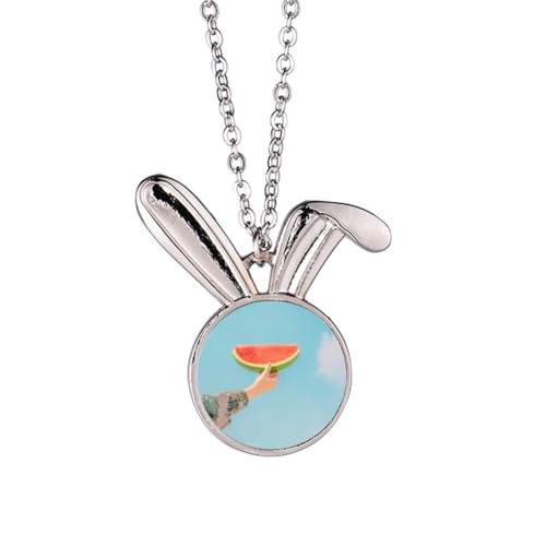 Collier lapin bleu pastel cadeau idéal pour femme passionnée de nature et de paysages