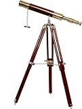 Longueur du tube du télescope : 45,7 cm, hauteur : 63,5 cm, diamètre : 38,1 cm, poids : 1,600 g.