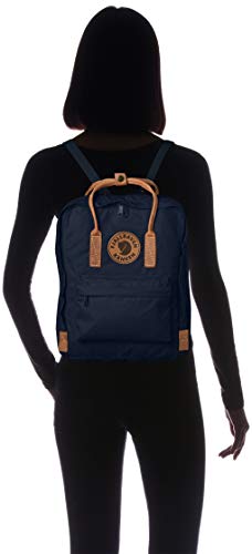 Fjallraven Unisex Kånken No. 2 Backpack (pack of 1)