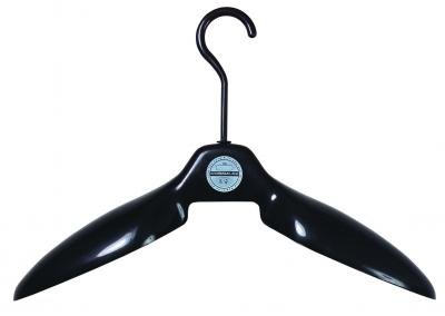 肩守くん　ウエットスーツハンバーガー　ハンガー Amazon | ウエットスーツハンガー 肩守くんかたまもるくん ブラック