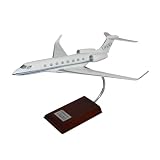Gulfstream 650 G650 G-650 Business Executive Jet Model Scale 1/72