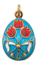 Pendentif style œuf Fabergé en argent massif et émail guilloché de Saint-Pétersbourg
