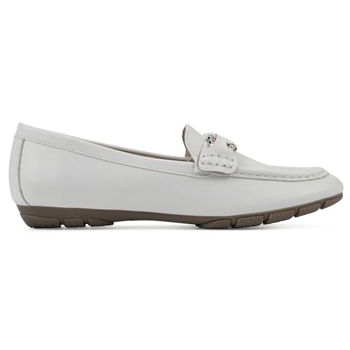 Image of CLIFFS BY WHITE MOUNTAIN Women's Glaring Cushioned Loafer Flat