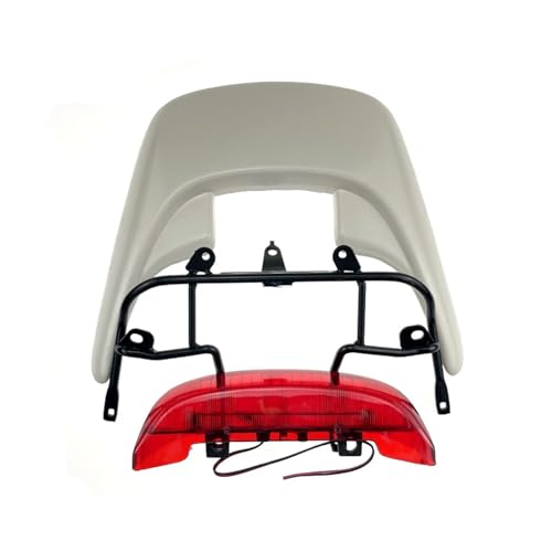 Feu arrière scooter DIO50 AF27 protection carénage cassé