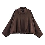 veste imitation daim femme longue Découvrez l'une des vestes pour femme les plus tendance de la saison. Cette veste en daim est un incontournable pour les aventures en plein air, les trajets urbains, les moments de détente et les photos de street style. Son style coloré et avant-gardiste convient aussi bien aux sorties en solo qu'aux aventures entre amis.