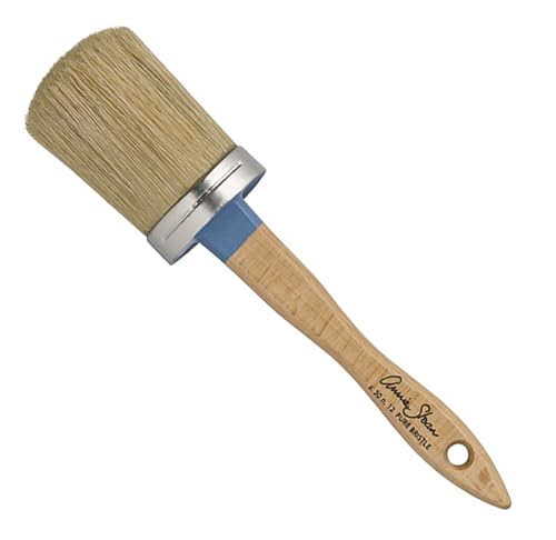 Annie Sloan Medium Chalk Paint Brush, ideal round brushes for shabby chic furniture projects