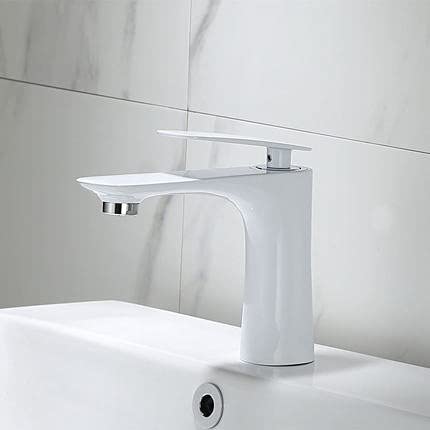 Mezclador negro y fregadero sin fugas gracias al grifo para lavabo de baño en latón robusto