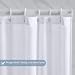 Furlinic Duschvorhang Textil Anti-schimmel Wasserdicht Waschbar Badvorhang aus Polyester Stoff Weiß 120x200cm mit 8 Duschvorhangringen.