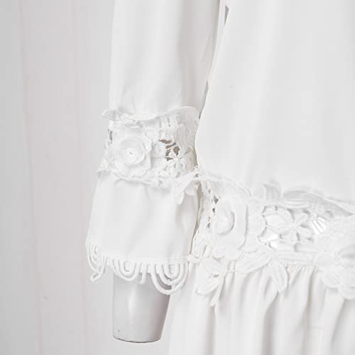 Robe d'été bohème chic aux finitions dentelle et coupe midi structurée