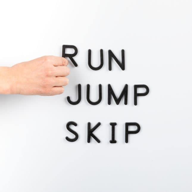 Miniatura 2 de Really Good Stuff EZread - Kit de letras magnéticas en mayúsculas y minúsculas, 1 estuche de almacenamiento, 217 letras magnéticas