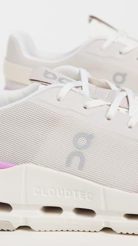 Image of On Women's Cloudnova Form 2 Sneakers