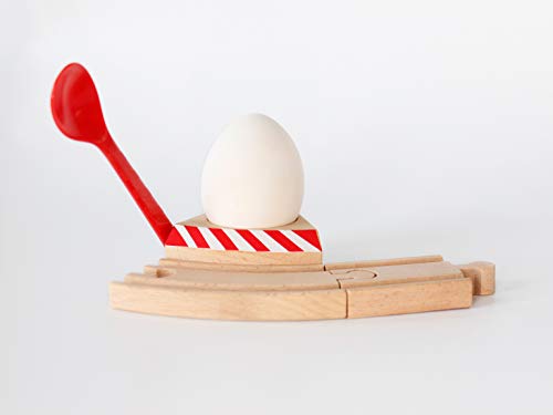 Neue Freunde® Eierbecher Set für Kinder - Eierbecher aus Holz mit Schranke, mit kleinem Löffel als Zugschranke - Frühstück mit Eisenbahn- für Kinder – Bild 8
