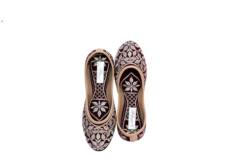 Zari Work Rajasthani Juttis for Women – Unique Stylish Designer Flat Mojaris | Ethnic Handcrafted Slip-On Leather Shoes for Party, Casual & Daily Wear2