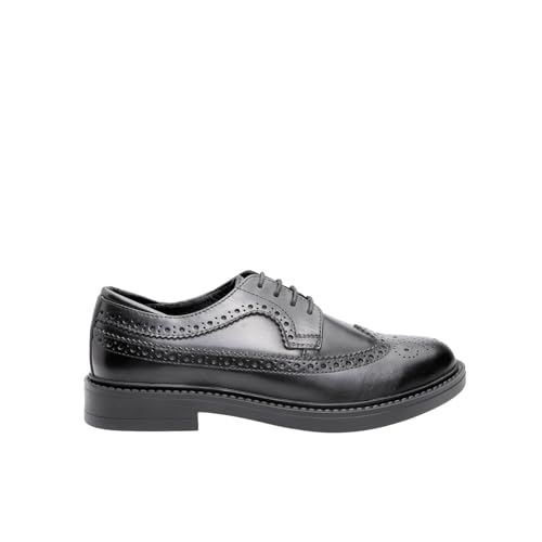 Eleganza contemporanea: Grazie al loro design sofisticato e ai dettagli moderni, le scarpe stringate aggiungono un tocco di classe e stile ad ogni outfit, mantenendo la donna sempre trendy.