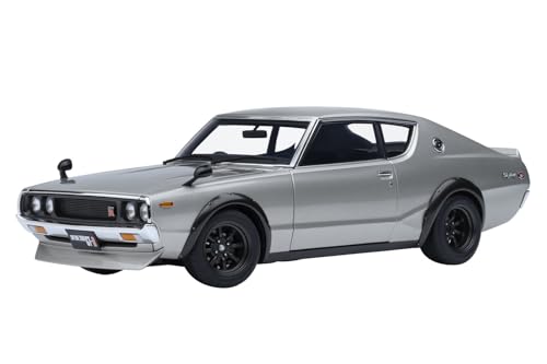 Presentazione della versione TUND della Nissan Skyline 2000 GT-R (KPGC110) e del Kenmeri GT-R