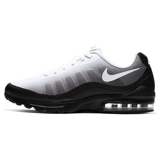 Nike Homme Air Max Invigor Print Chaussures de Running Compétition, Multicolore Black White Cool Grey 010, 44 EU