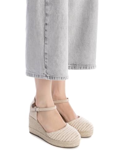 Espadrilles beige Refresh : la chaussure confortable de vos plus beaux souvenirs