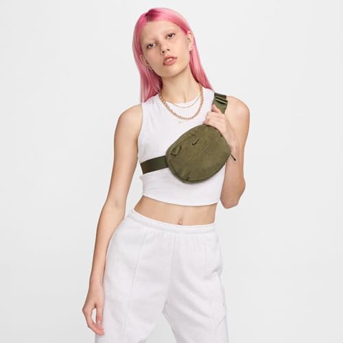 Image of Nike Aura Crossbody Bag (2L)