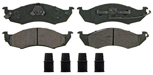 Wagner QS ZD576 Disc Brake Pad Set, Chamfered Edges for Smooth, Quiet Stops, Fits 2000–2002 Nissan Quest