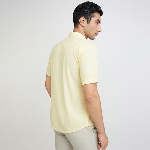 Image of Park Avenue Men's Pure Cotton Chambray Pattern Slim Fit Ainsley Collar Half Sleeve Casual Shirt