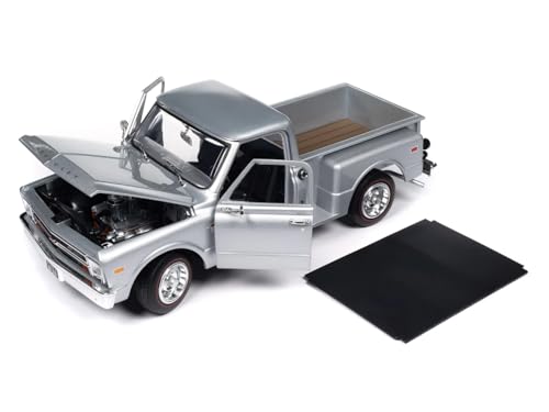 Camioneta Chevrolet C10 Stepside 1968 1:18 Plata