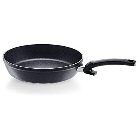 Fissler Adamant Comfort / Aluminium-Pfanne versiegelt Cover
