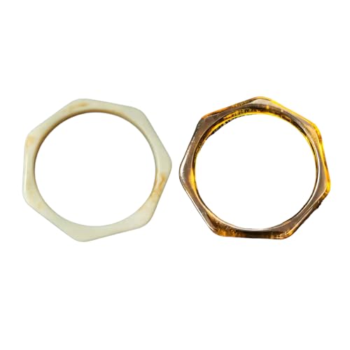 Bracelet en résine géométrique idéal pour vos tenues de bureau et sorties