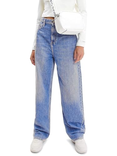 Jean femme bleu Calvin Klein Jeans J20j217866 parfait du bureau aux sorties citadines