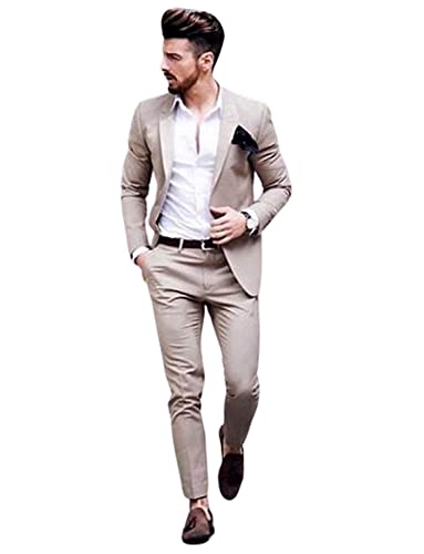 Costume pour marié avec revers en pointe idéal pour une réception de mariage