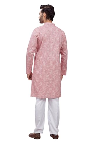 Image of Studio Shringaar Men's Cotton Blend Relaxed Fit Ikat Printed Knee Length Kurta