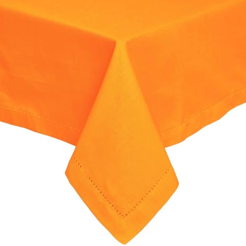 HOMESCAPES Nappe rectangulaire en Tissu, Nappe de Table en 100% Coton uni Orange, Linge de Table Lavable et hypoallergénique - 137 x 228 cm