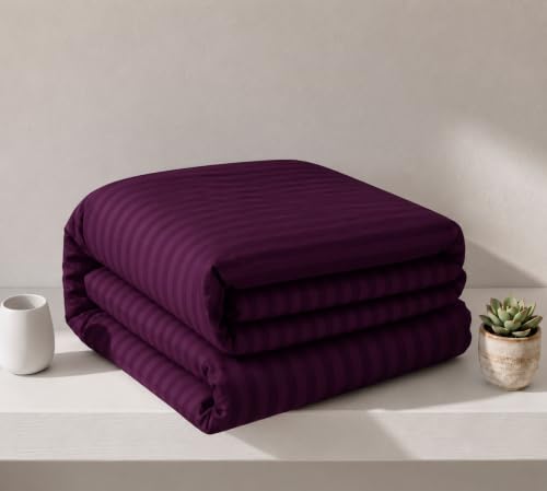 Image of Castiqa Premium Glace Cotton Satin King Size Stripes Pattern Quilt Cover /Duvet Cover /Rajai Cover /Blanket Cover with Zipper Closure (Wien, Single Bed (60x90 inch))