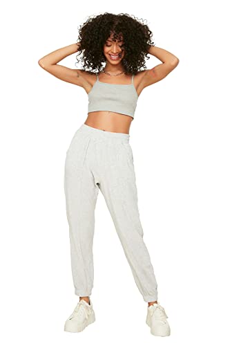 Sweatpants femme Trendyol en velours gris, idéal pour le homewear chic