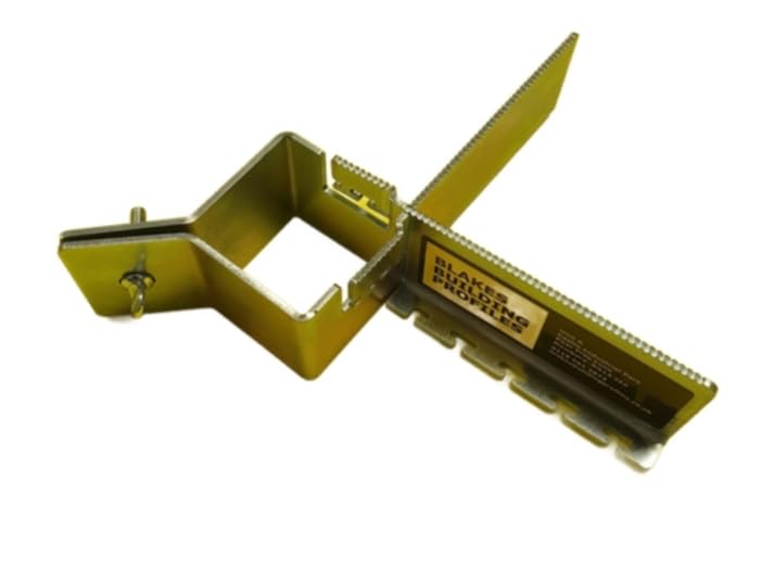 Blakes Building Profiles P.D.Q Clip, Complete with Fittings (1 Pair)