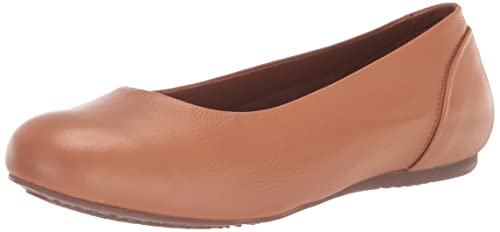 SoftWalk Women's Sandy Ballet Flat