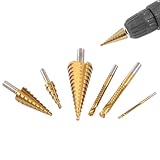 ✨[Ahorro de tiempo y esfuerzo]: Con una sola broca, puede perforar varias cubiertas de escalones con diferentes tamaños, eliminando la necesidad de cambiarlas con frecuencia. Las dimensiones están grabadas con láser en el metal, lo que garantiza una perforación precisa y evita el desgaste incluso después de un uso prolongado.