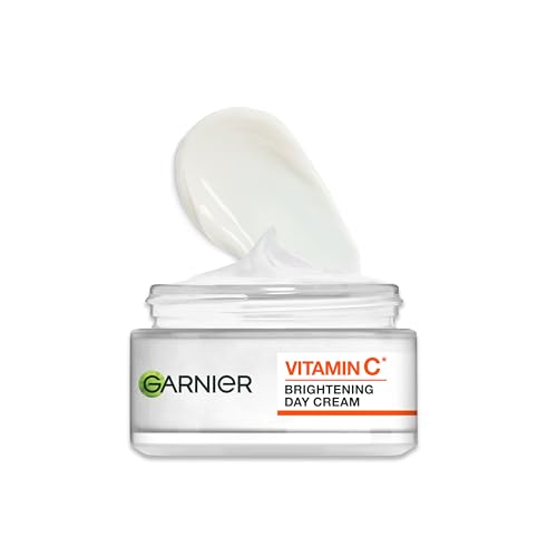Garnier Vitamin C Face Moisturiser 50ml Brightening Day Cream to Nourish Skin Smooth Lines & Boost Glow with Vitamin C and Super Citrus For Radiant Healthy Skin Glow Boosting Face Cream