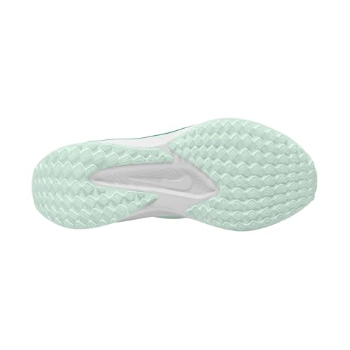 Image of Nike Womens Quest Running Shoes