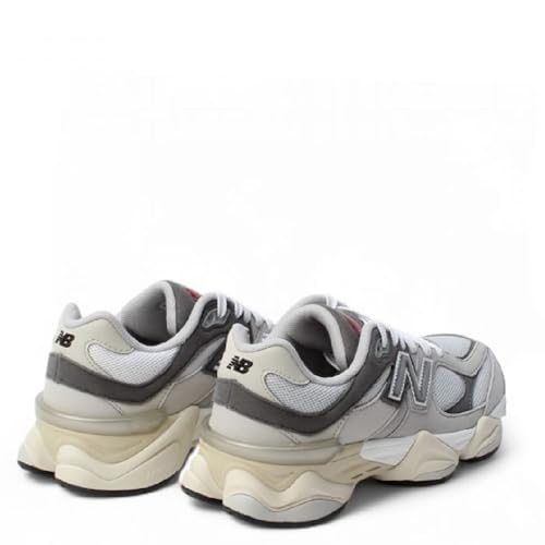 Image of New Balance Women 327 Sneaker