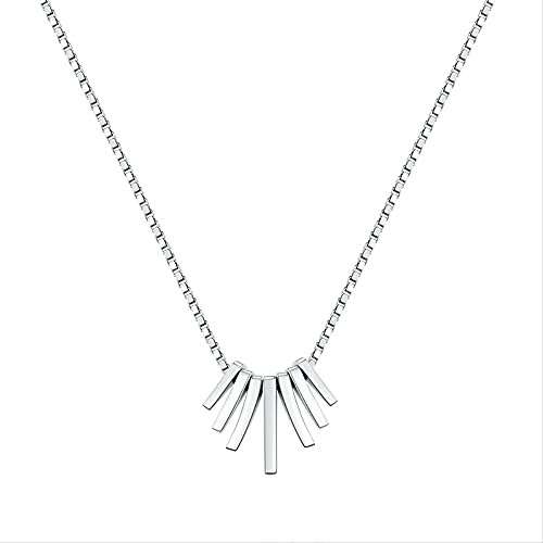 Collares kolye géométriques en argent pour sublimer votre style vestimentaire quotidien